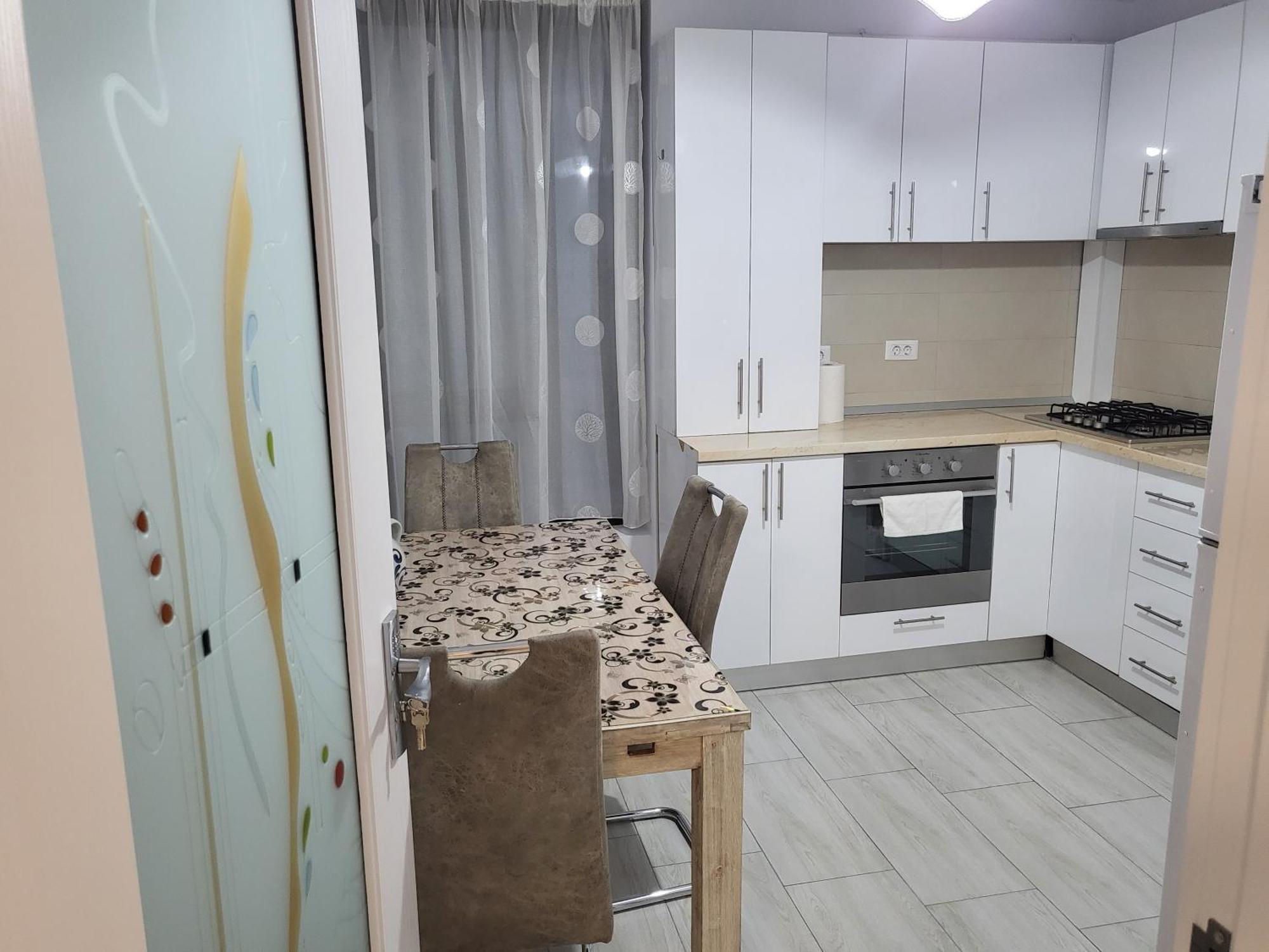 Apartament Alex, Dem Radulescu Râmnicu Vâlcea المظهر الخارجي الصورة